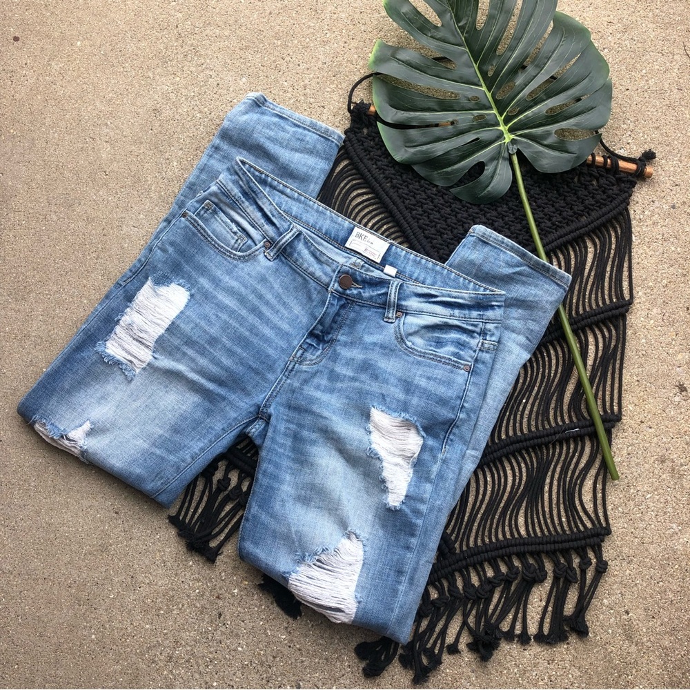 BKE Distressed Jeans Size 27